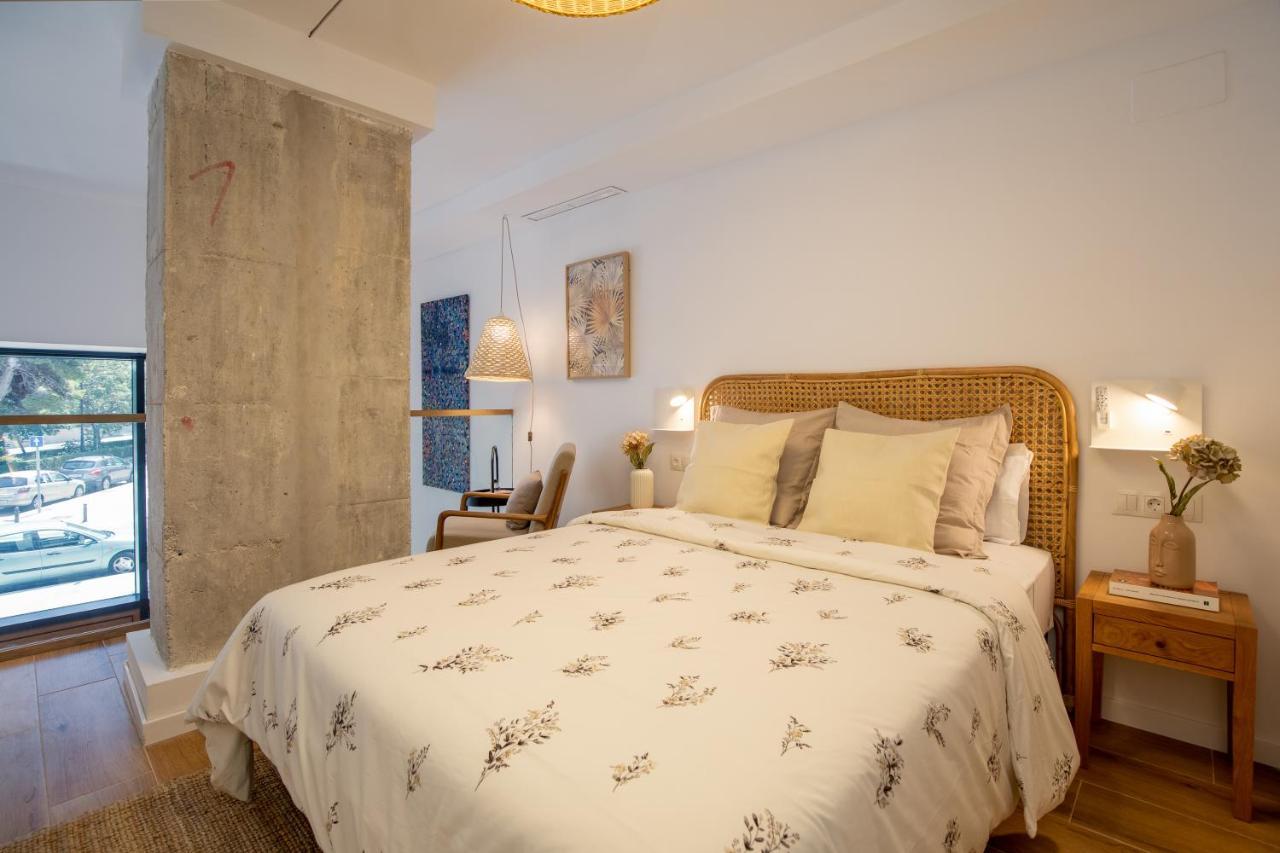 Apartup Opera Loft Love Valencia Exterior photo